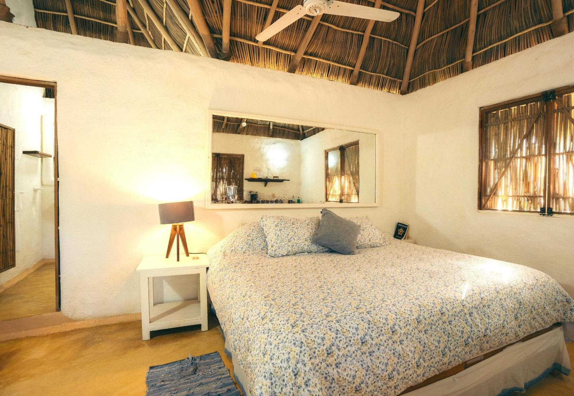 Junto Al Rio Bungalows & Suites Саюлита Екстериор снимка