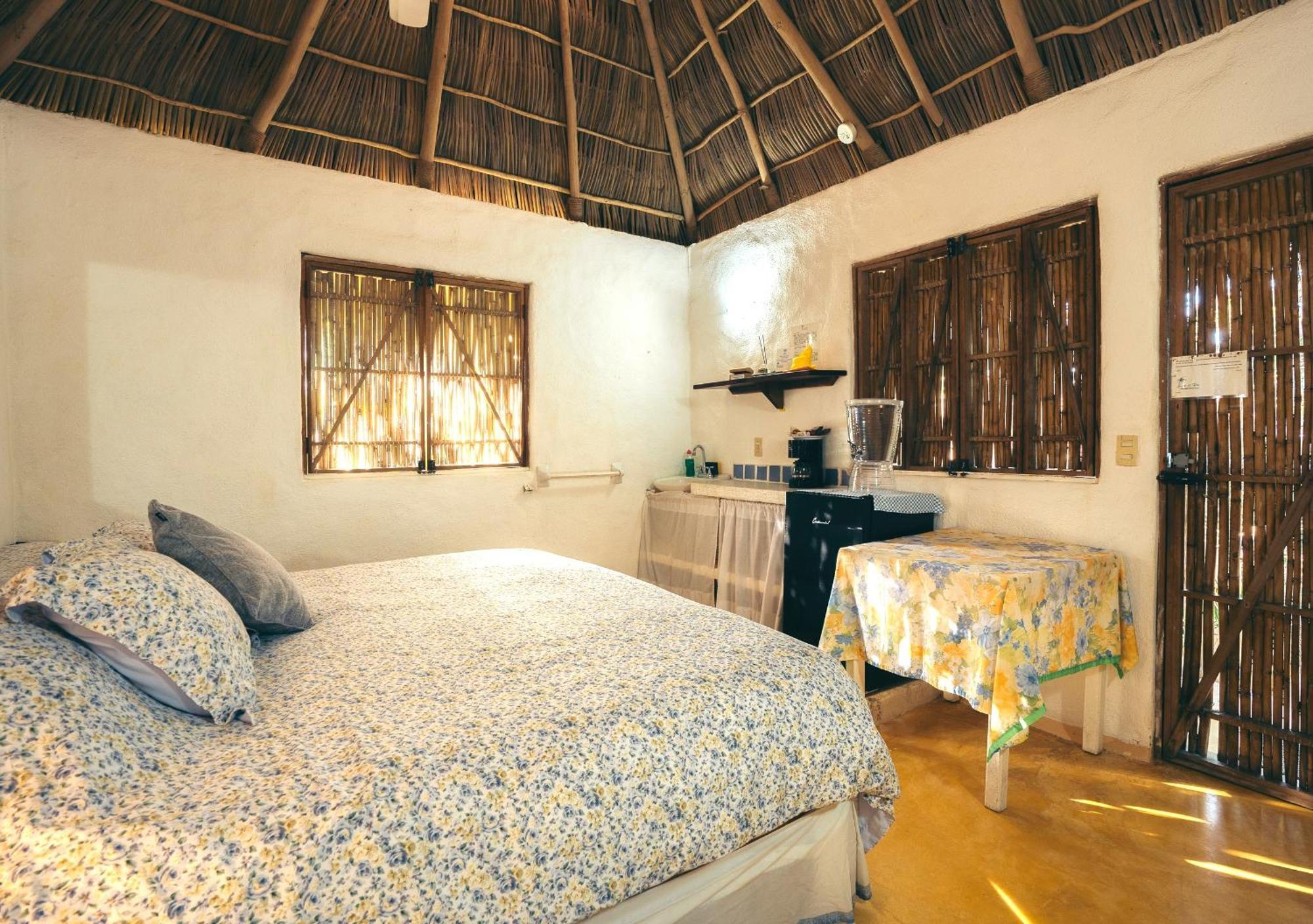 Junto Al Rio Bungalows & Suites Саюлита Екстериор снимка