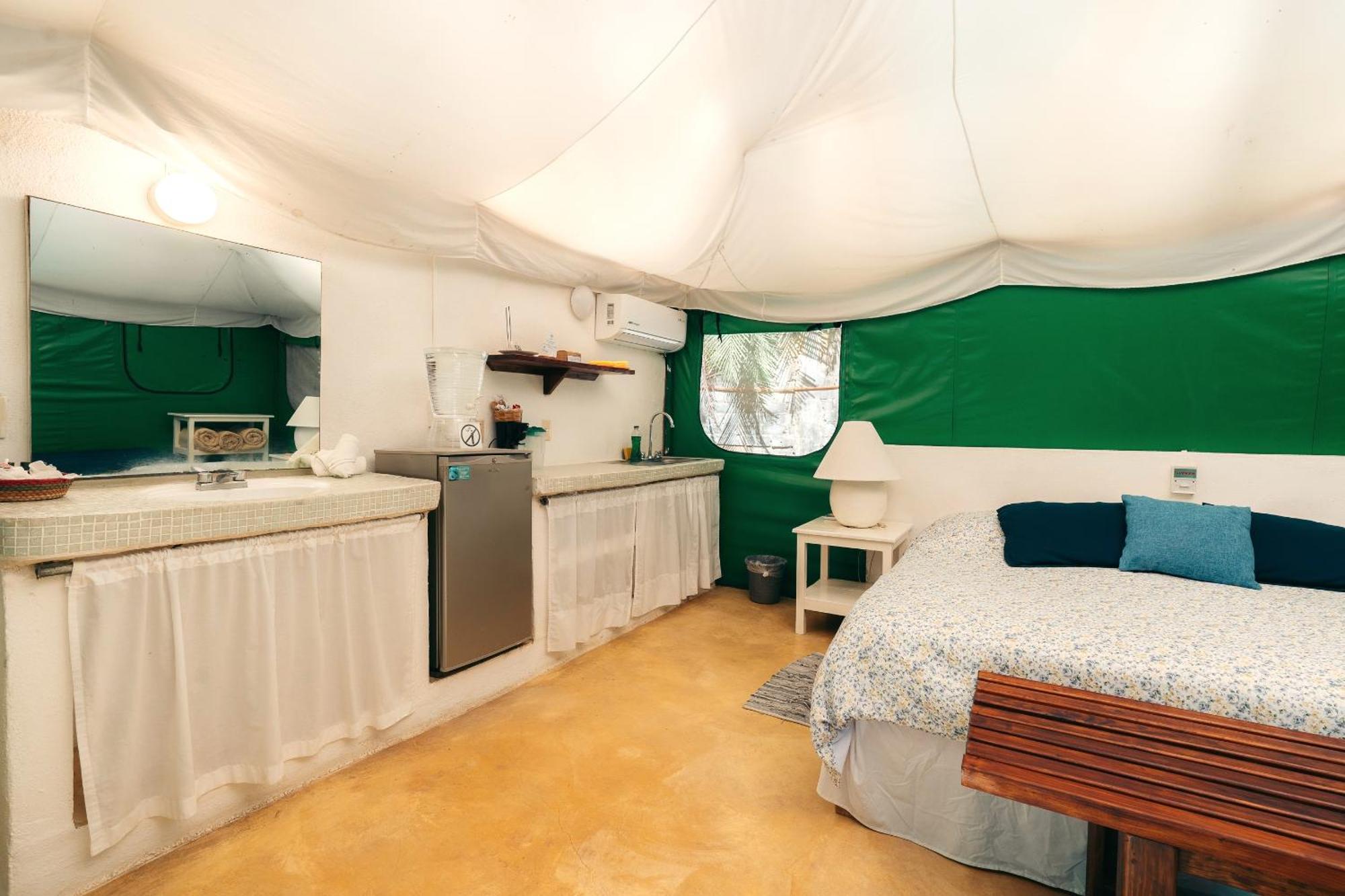 Junto Al Rio Bungalows & Suites Саюлита Екстериор снимка