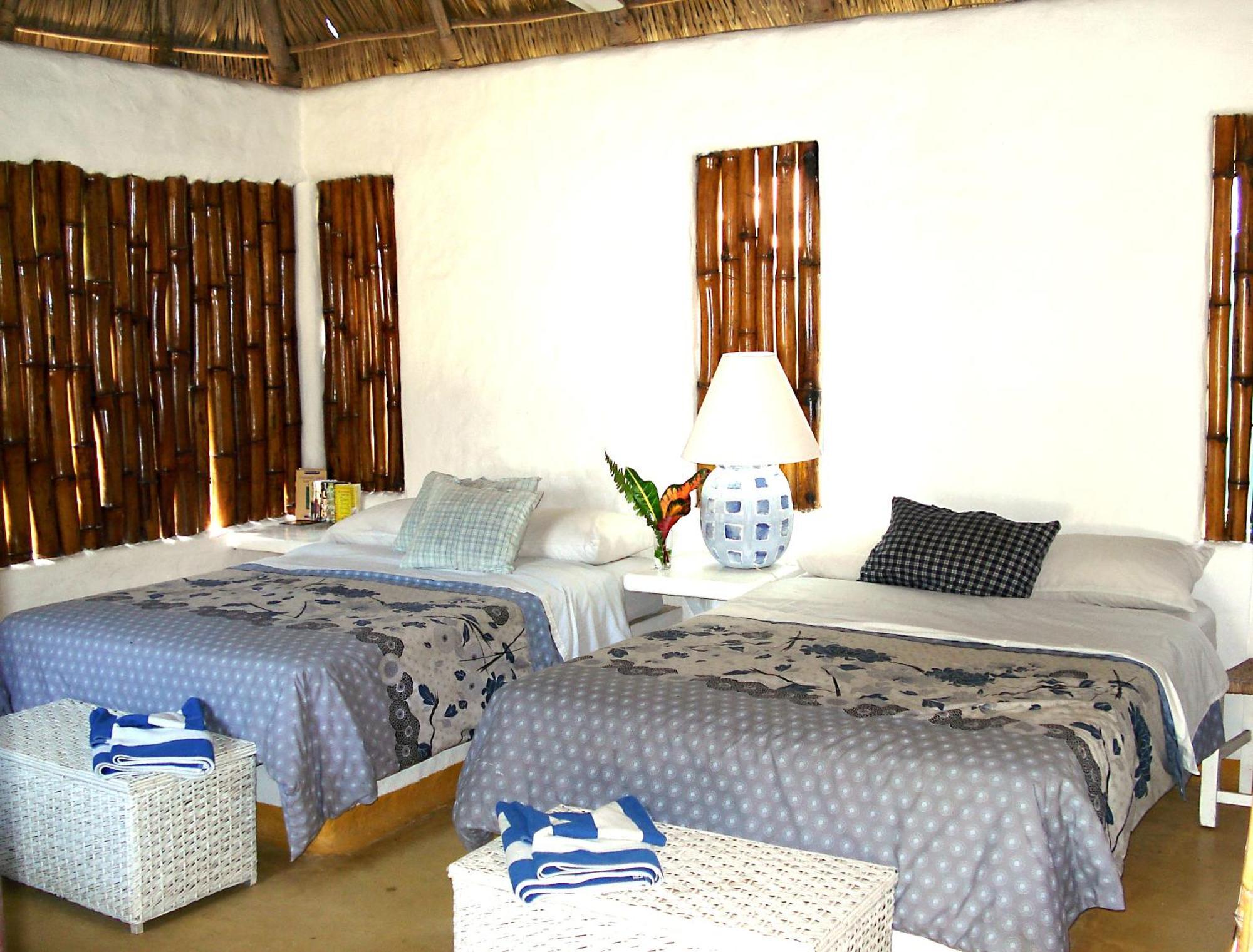Junto Al Rio Bungalows & Suites Саюлита Екстериор снимка