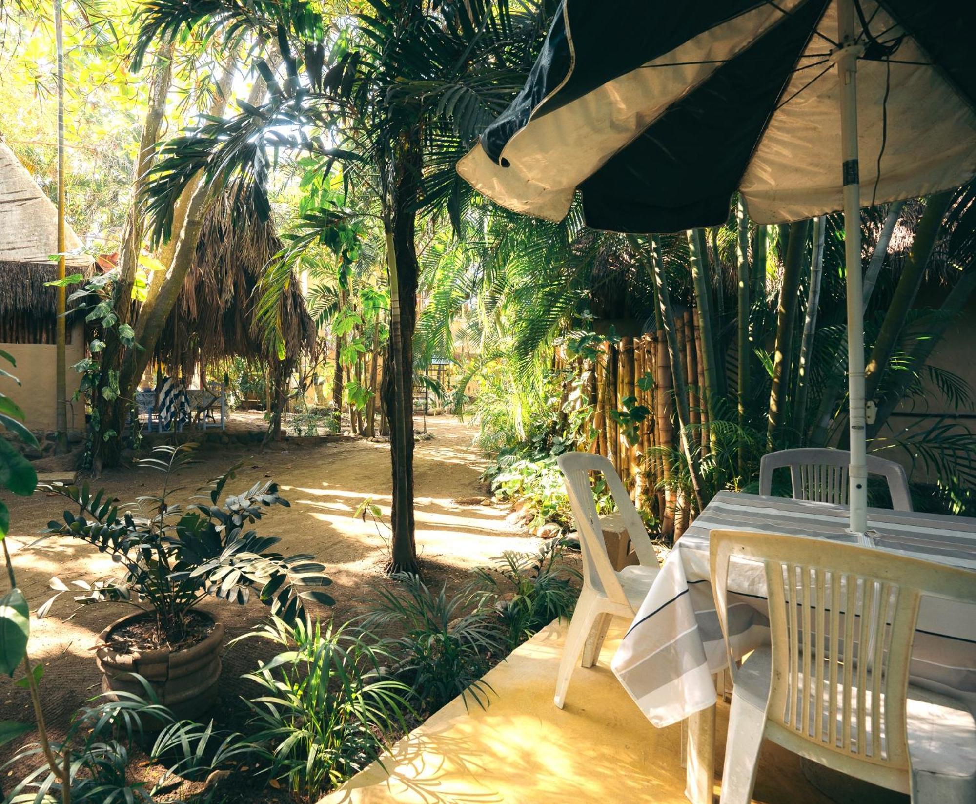 Junto Al Rio Bungalows & Suites Саюлита Екстериор снимка