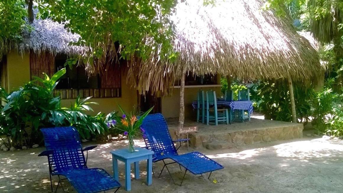 Junto Al Rio Bungalows & Suites Саюлита Екстериор снимка